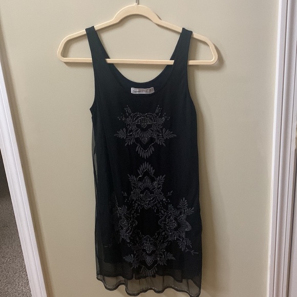 π» HOST PICK π» πΈοΈ Abercrombie & Fitch Black Beaded Cocktail Dress πΈοΈ - Picture 6 of 8